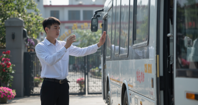 学校租车：确保教育出行的安全与便捷图片2