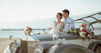威海婚车租赁：打造梦幻婚礼的第一步图片2