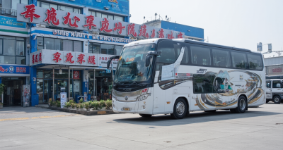 贵阳中巴车租赁：便捷出行新选择图片1